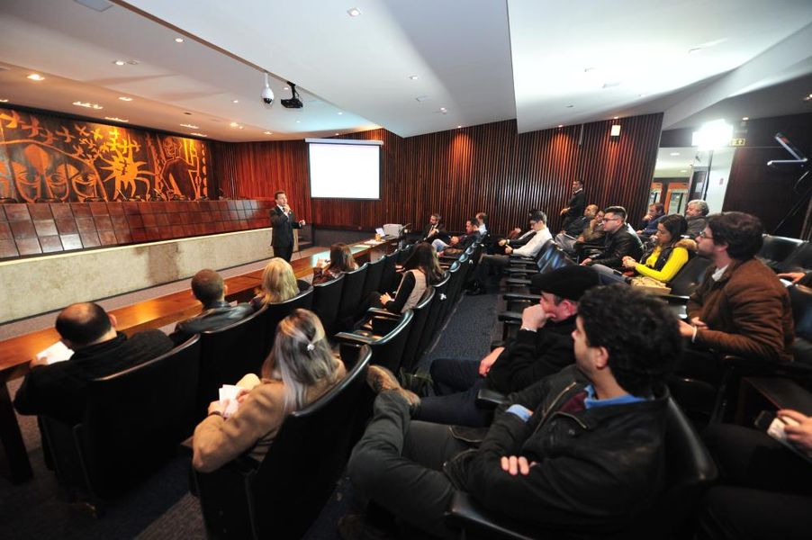 Ciclo de debates