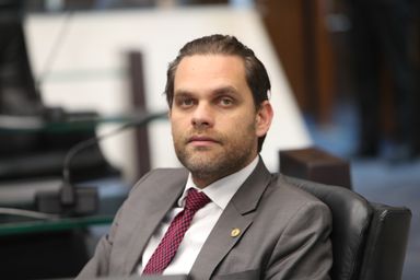 Assembleia aprova projeto para combater surto de dengue no Paraná