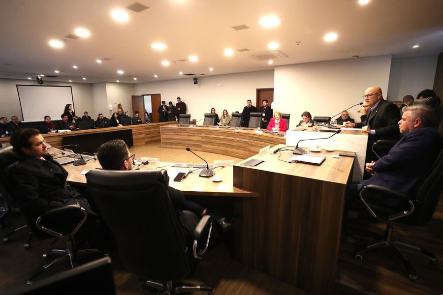 reunião com orçamento