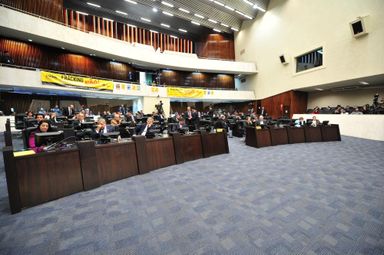 Proibição definitiva do método fracking no Paraná avança na Assembleia