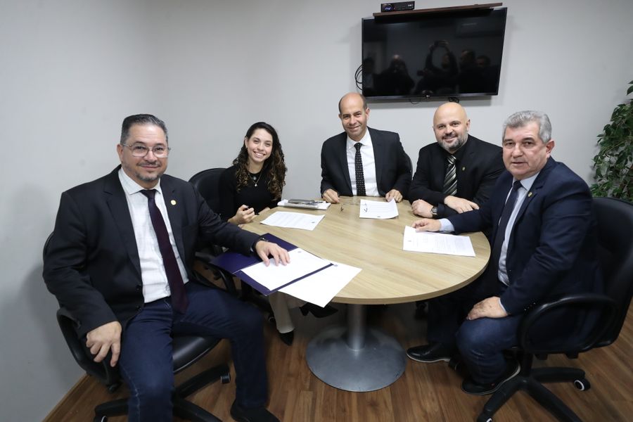 comissão criança 07042025