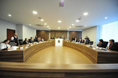 Presidente da CCJ convoca audiência pública para debater aposentadoria de ex-governador
