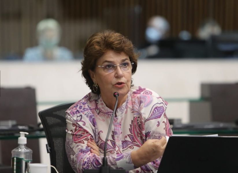 assedio institucional
