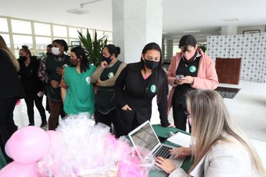 “Eu me cuido” – ação lúdica tem o objetivo de cadastrar funcionárias para que tenham acesso a exames preventivos