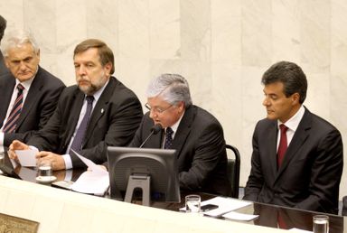 Rossoni anuncia pauta de votações da primeira sessão ordinária de 2012