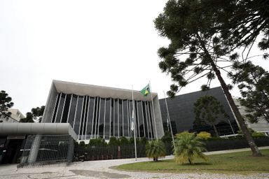 Assembleia pede investigação sobre fakenews e cibercrimes