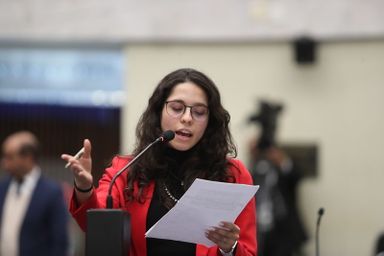 Audiência Pública discute a economia do cuidado e os impactos na vida das mulheres