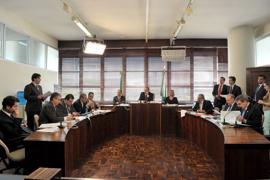 reunião ccj