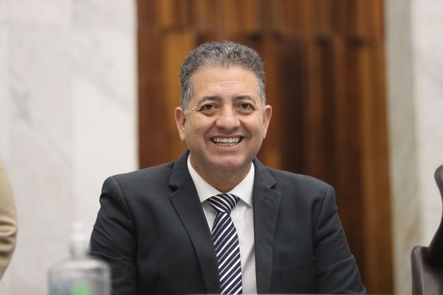 cobra repórter título laranja Paranavaí