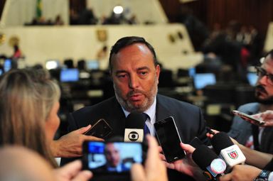 Audiência pública vai debater a aposentadoria de ex-governadores