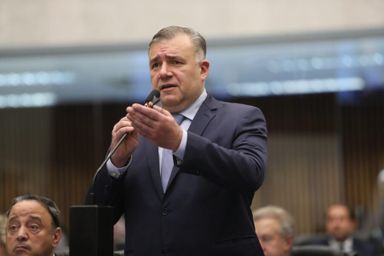 Deputado Ney Leprevost (União) protocola projeto de combate à receptação de cargas furtadas de caminhões