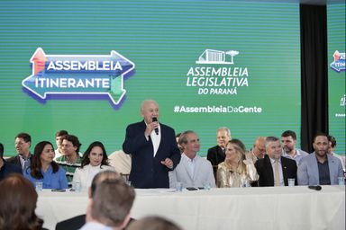 Assembleia recebe reivindicações da população de Maringá durante sessão especial