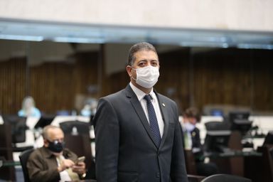 Avança na CRIAI projeto que permite acolhimento de crianças órfãs por padrinhos