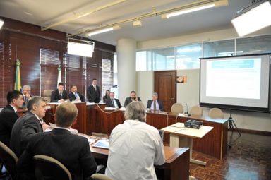 Deputados da CPI debatem estudo técnico sobre lotes de concessão de pedágios
