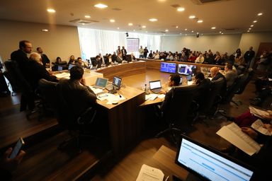 Pedido de vista adia decisão sobre o processo disciplinar contra o deputado Renato Freitas (PT)