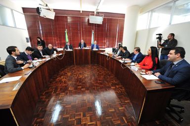 Em reunião de instalação, CPI da JMK define presidente e relator