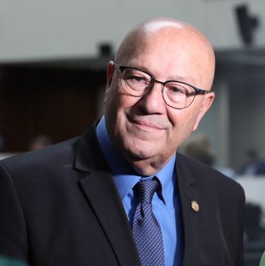 Em 2025, investimentos do Estado no Paraná superam R$ 6,3 bilhões, diz deputado Luiz Claudio Romanelli (PSD)