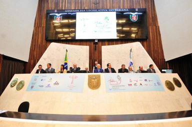 Vencedores do V Prêmio Gestor Público são homenageados durante solenidade na Assembleia Legislativa