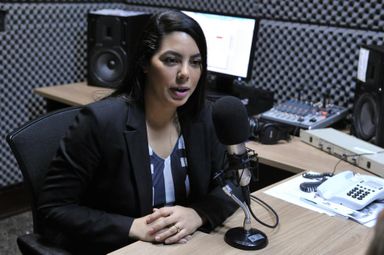 Toda a tradição religiosa de Claudia Pereira está no "Fala Deputado" desta semana, na Rádio Assembleia