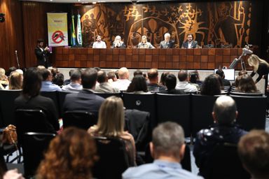 Instituto de Tecnologia do Paraná (Tecpar) apresenta novas tecnologias de combate à dengue na Assembleia Legislativa