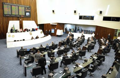 Projeto que proíbe a venda de bebidas por postos recebe emendas e retorna à CCJ