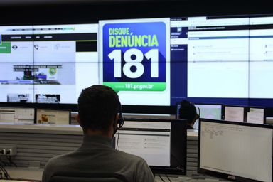 Projeto obriga estabelecimentos com alta circulação de pessoas a divulgar o serviço Disque Denúncia 181