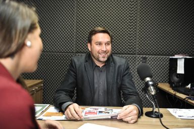 O empreendedor Marcio Pauliki está no "Fala Deputado" desta semana, na Rádio Assembleia