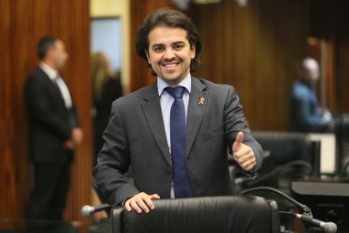 BRDE comemora 59 anos de fundação e atinge a marca de R$ 1 bi em contratos
