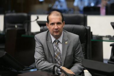 Projeto estabelece que comunidade seja consultada em caso de fechamento de escola