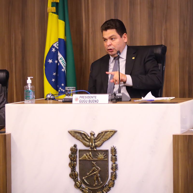 com obras reunião