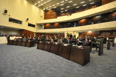 Parlamentares aprovam reajuste de 6,28% para o funcionalismo estadual