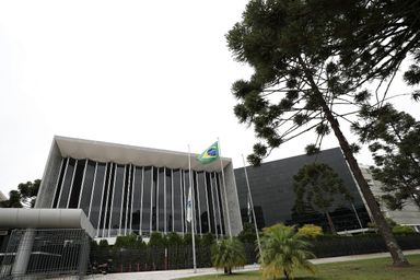 Assembleia Legislativa presta homenagem às vítimas da covid-19