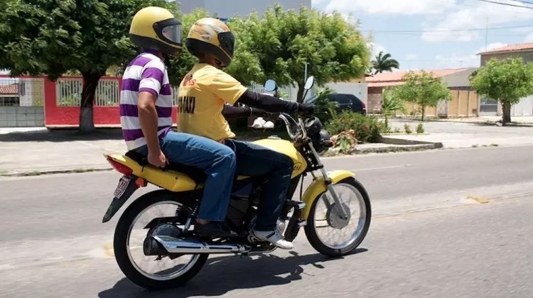 aud pub mototaxi