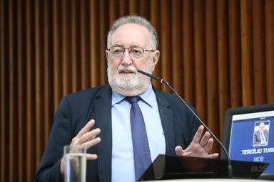 Em discurso no Plenário, deputado Tercilio Turini (MDB) reforça urgência da vacinação contra gripe no Paraná