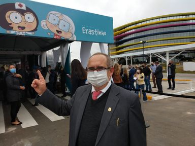 Deputado destaca qualidade profissional do novo Hospital Erastinho