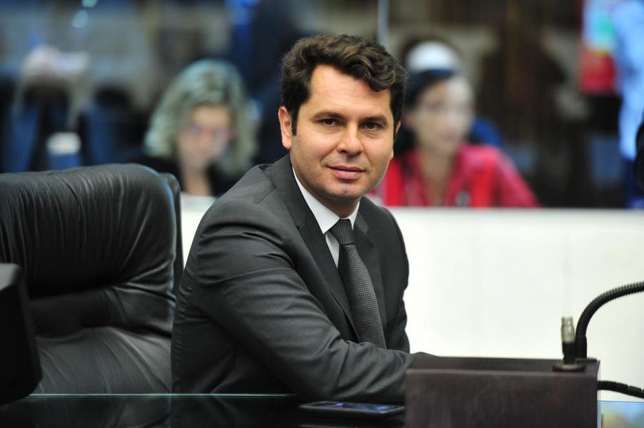 alexandre curi