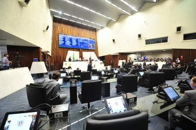 Aprovado projeto que estabelece nova política em bancos de sangue