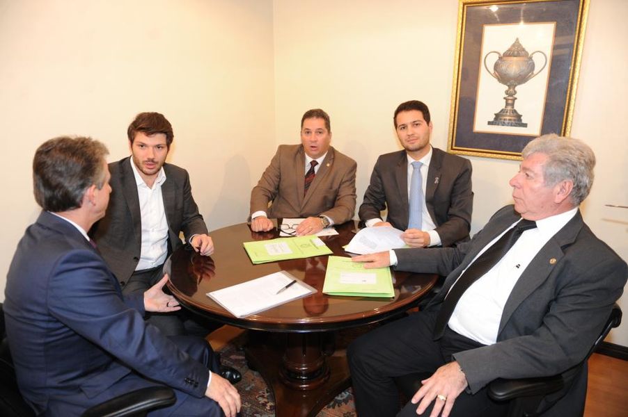 fINANÇASS