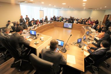 CCJ inicia discussão de projeto que permite municípios realizar manutenção em rodovias estaduais