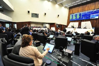 Deputados aprovam criação da Procuradoria Especial da Mulher na Alep