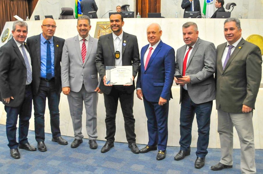 cobra delegado