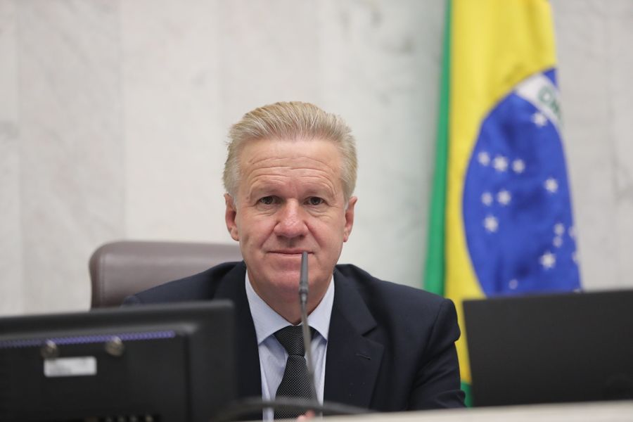 corti projeto presentes servidores