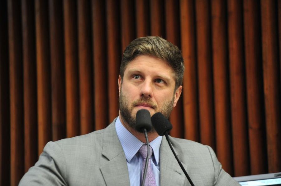requião spotify