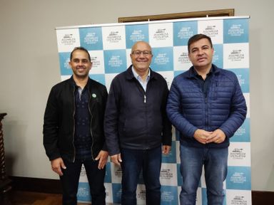 Parceria entre AMP e Assembleia fortalece municípios do Paraná, diz Romanelli