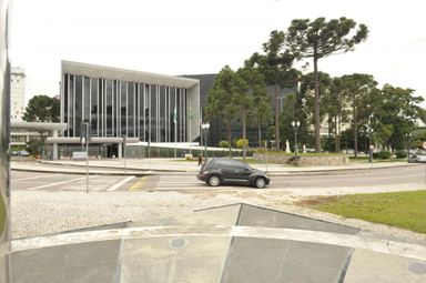 Projeto de reajuste do salário mínimo regional começa a ser votado em Plenário na segunda-feira (28)