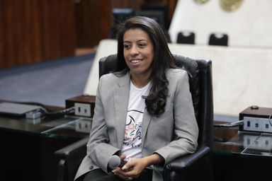 Equoterapia para crianças com deficiências é o tema do Assembleia Entrevista desta semana