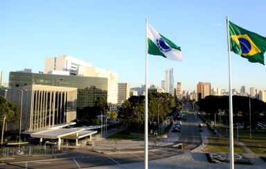 Salários para concurso da Assembleia variam entre R$ 4,9 mil e R$ 33 mil