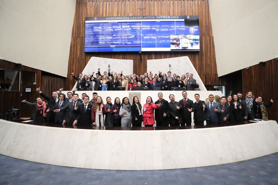 jovens parlamento