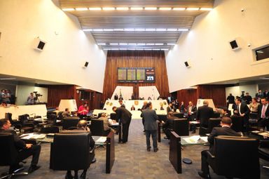Assembleia aprova cinco projetos com ajustes fiscais do Poder Executivo