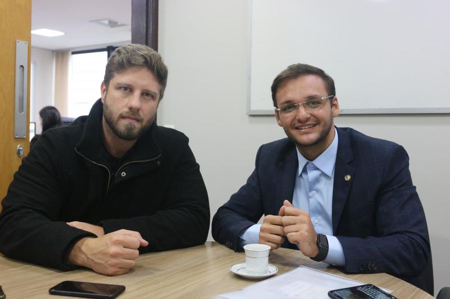 requião barragens